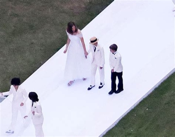 Samuel Affleck, 10, Twins With Dad In White Blazer & Black Pants At Ben & J.Lo’s Wedding: Photos