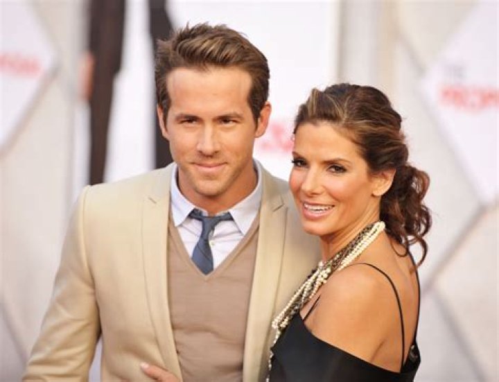 Sandra Bullock & Ryan Reynolds Send Love – Hollywood Life