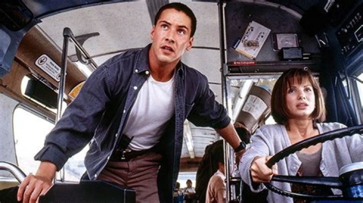 Sandra Bullock Wants Keanu Reeves & Her To Do One More ‘Speed’ Movie – Hollywood Life