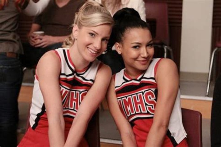 Santana’s New Girlfriend On Glee — Naya Rivera Reveals Her Dream GF In Complex – Hollywood Life