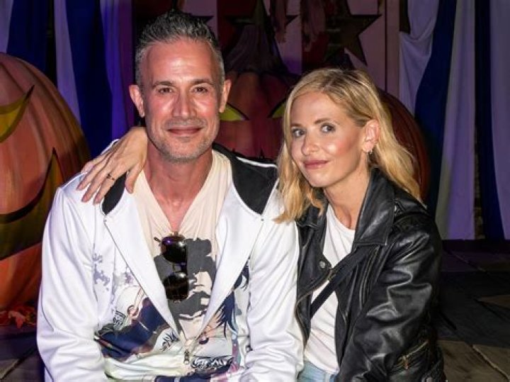 Sarah Michelle Gellar & Freddie Prinze Jr. Halloween Costumes 2022 – Hollywood Life