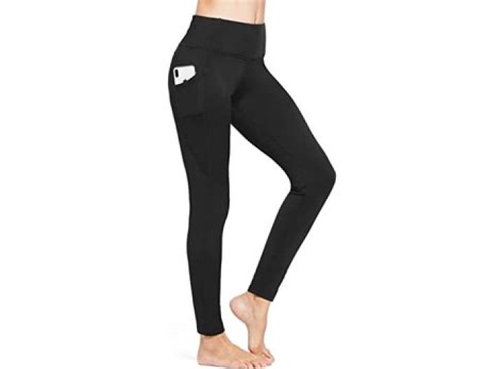 Save Up To 40% On These Fleece-Lined Leggings You’ll Want To Wear All Winter