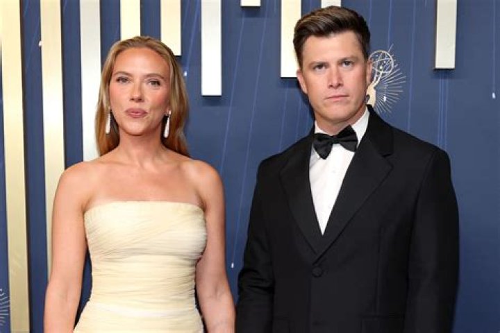 Scarlett Johansson & Colin Jost Hold Hands At Asteroid City Event – Hollywood Life