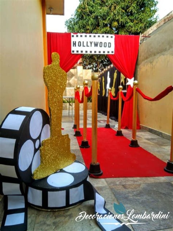 See Decorations – Hollywood Life