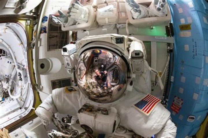 See Photos Of The Astronaut – Hollywood Life