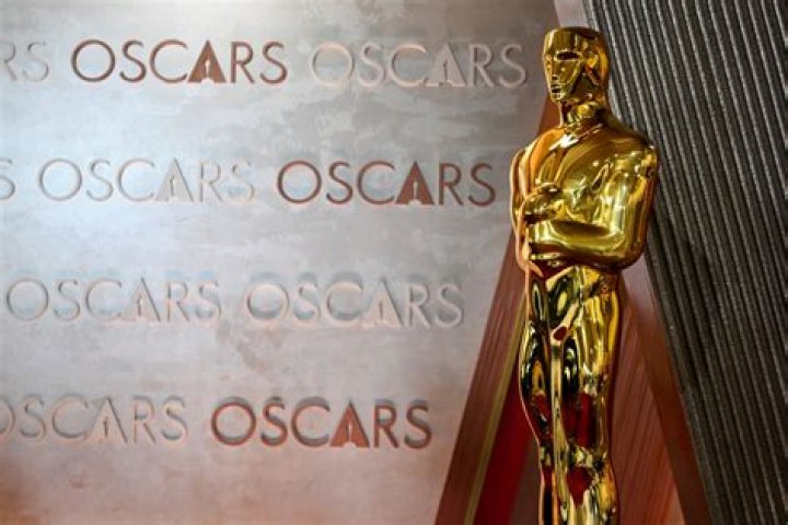 See Photos Of The Oscar-Nominated Actress – Hollywood Life