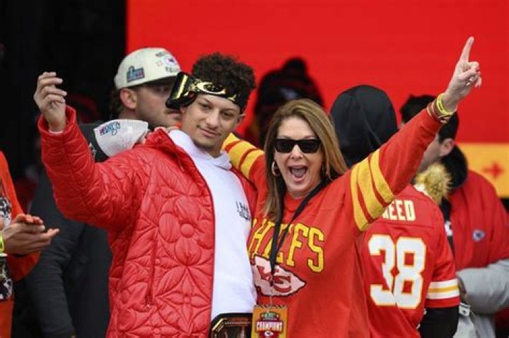 See Pics of Patrick Mahomes & More – Hollywood Life