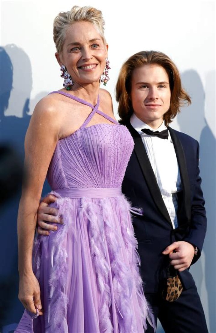 See Pics Of The Actress & Her Sons – Hollywood Life