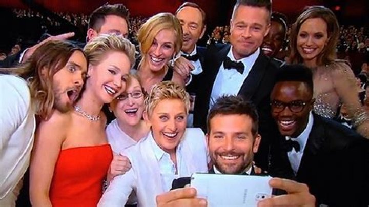 See Selfie – Hollywood Life