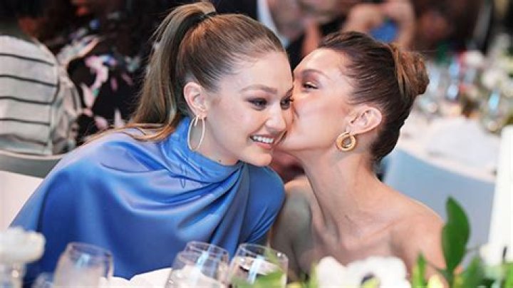 See The KarJenners & More For National Sisters Day – Hollywood Life
