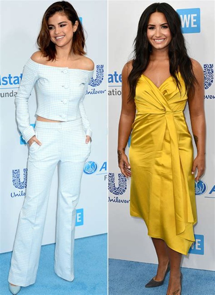 Selena Gomez & Demi Lovato’s WE Day Outfit Channel ‘Princess Protection Program’ – Hollywood Life