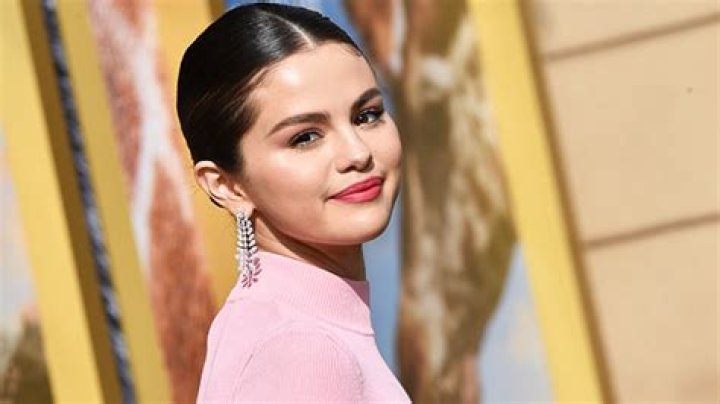Selena Gomez Reflects On Her 20s After 30th Birthday Party – Hollywood Life