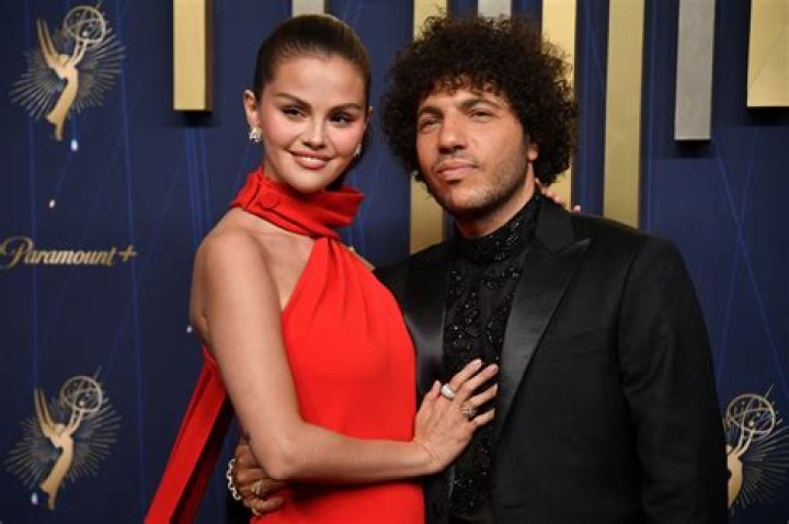 Selena Gomez’s Lupus Not Completely Cured By Kidney Transplant, Doctors Say