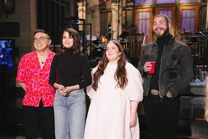 Selena Gomez Shows Behind-The-Scenes Of Her Glam For ‘SNL’ Rehersals – Hollywood Life