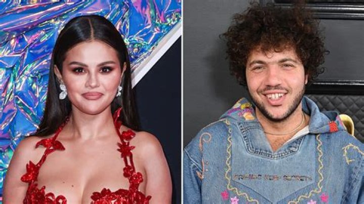 Selena ‘Likes’ Their Relationship – Hollywood Life