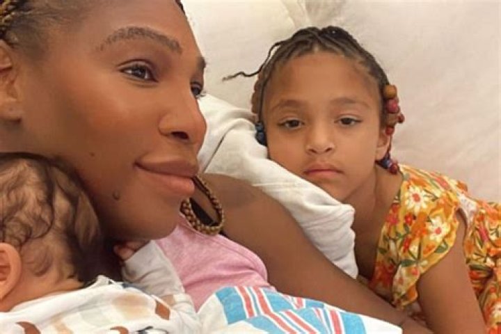Serena Williams & Daughter Olympia, 3, Are All Smiles In Sweet ‘Mommy & Me’ Office Selfie