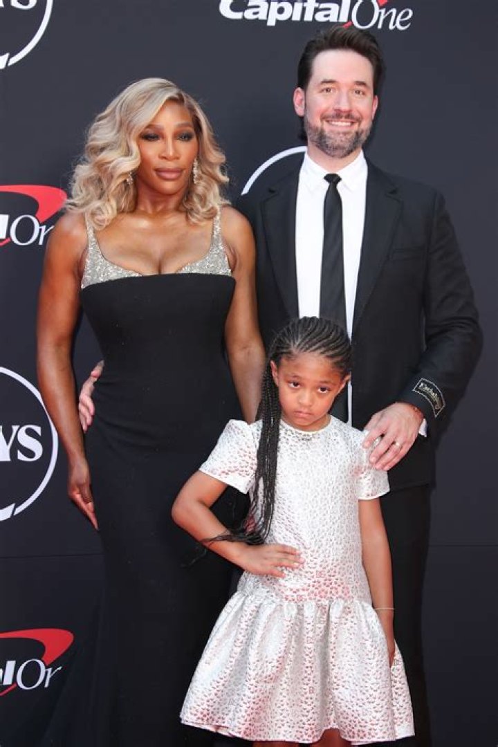 Serena Williams’ Daughter, Olympia, Brightens Up Fans’ Morning In A Gold Princess Dress — See Pic