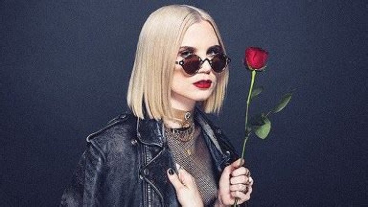 Sexton Is A Total Boss In Luxe Video For ‘Flexton’: ‘I Hope It Inspires Fans To Be Themselves’
