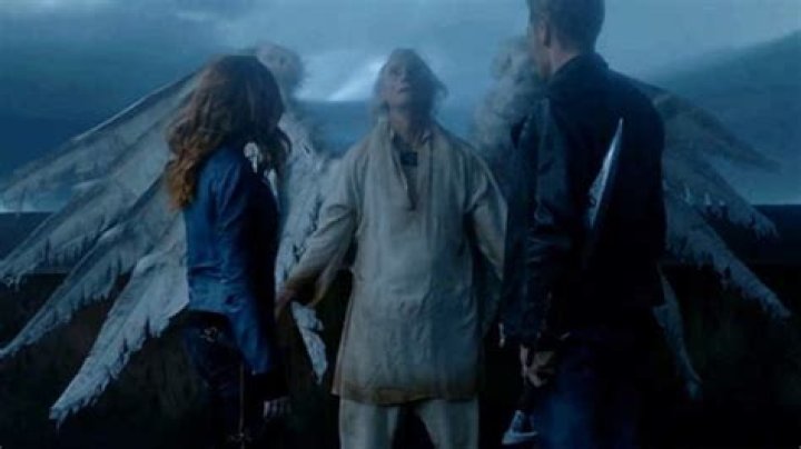 ‘Shadowhunters’: An Angel Begs Clary For Help Telepathically