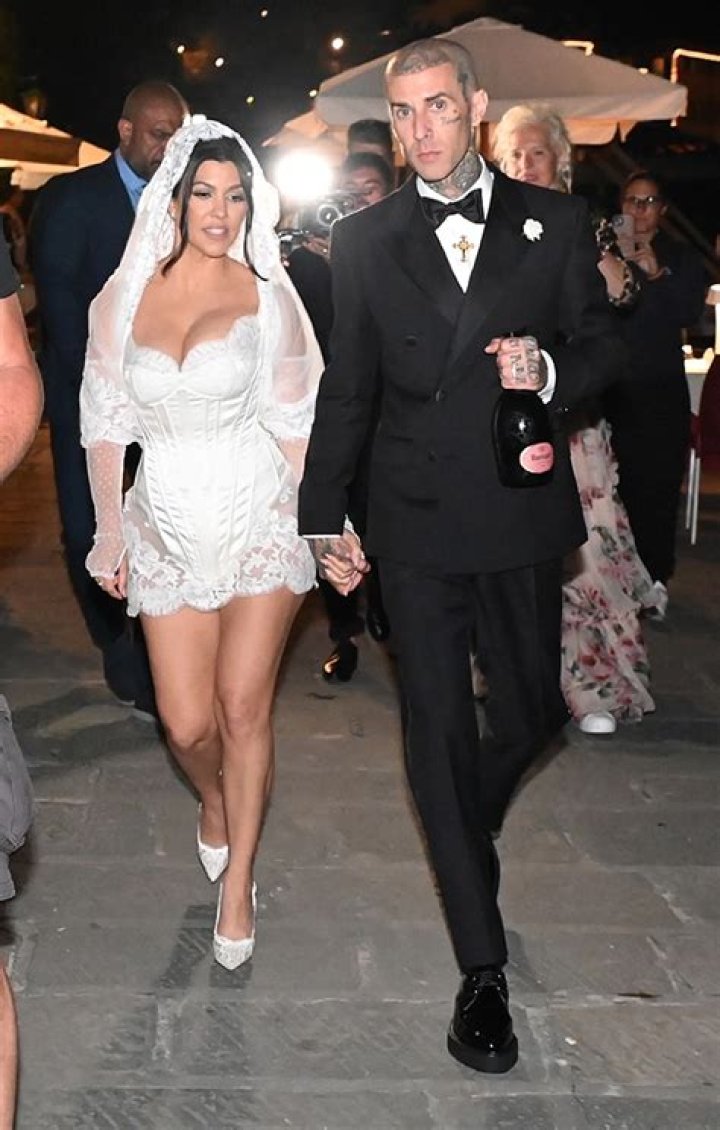 Shanna Moakler Reacts To Travis Barker’s Wedding To Kourtney Kardashian – Hollywood Life
