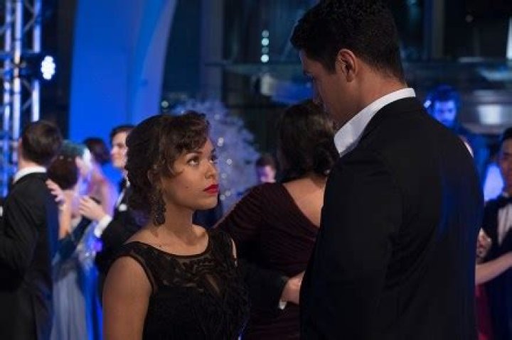 Shaun Murphy & Lea Kiss In Mid-Season Premiere — Recap – Hollywood Life