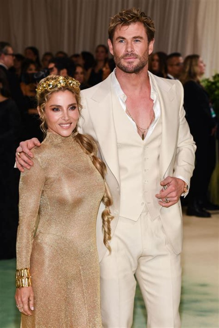 Shirtless Celebrity Couples