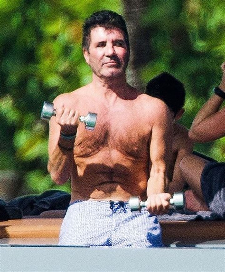 Shirtless Simon Cowell Lifts Weights In Barbados After Back Injury – Hollywood Life