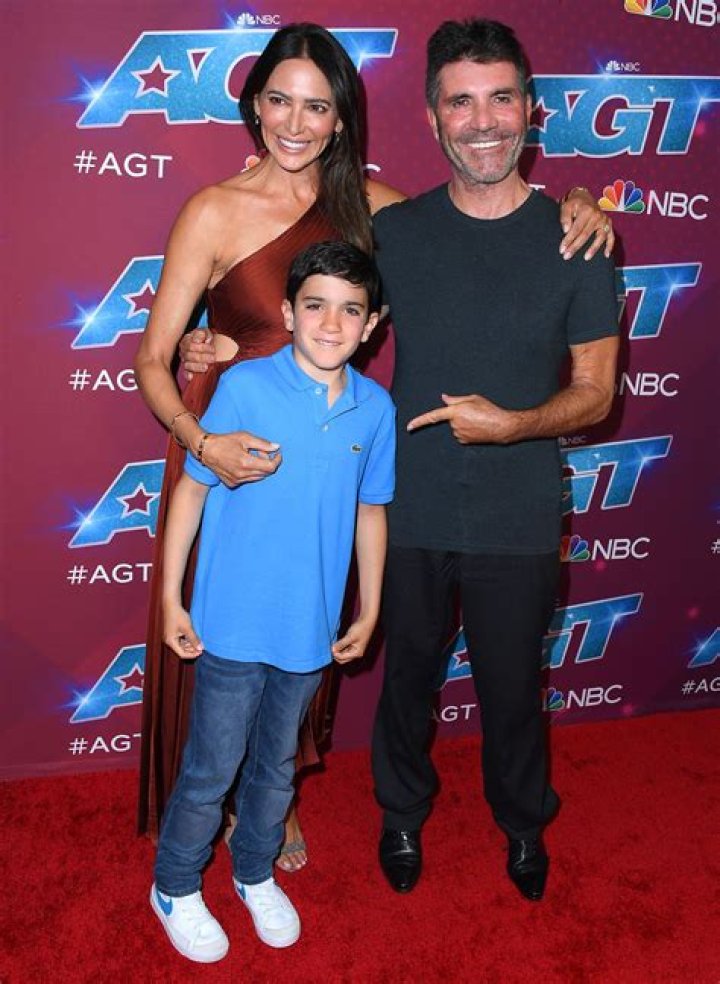 Simon Cowell: See 1st Photo Back On ‘America’s Got Talent’ Set For Season 16 After Back Surgery
