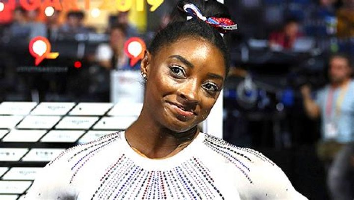 Simone Biles Shares Fave Pics With BF, Reveals When She Wants Kids – Hollywood Life