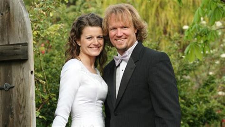 Sister Wives’ Kody and Robyn Had ‘Agreement’ if They ‘Weren’t in Love’ – Hollywood Life