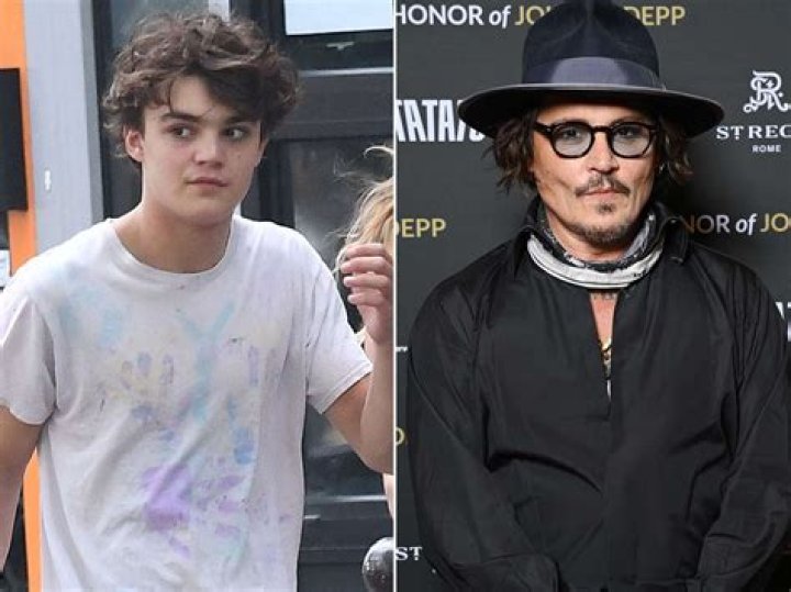 Sobs After Getting Restraining Order From Johnny Depp – Hollywood Life