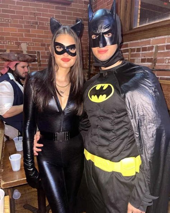 Sofia Richie’s ‘Catwoman’ Halloween Costume 2020: Video – Hollywood Life