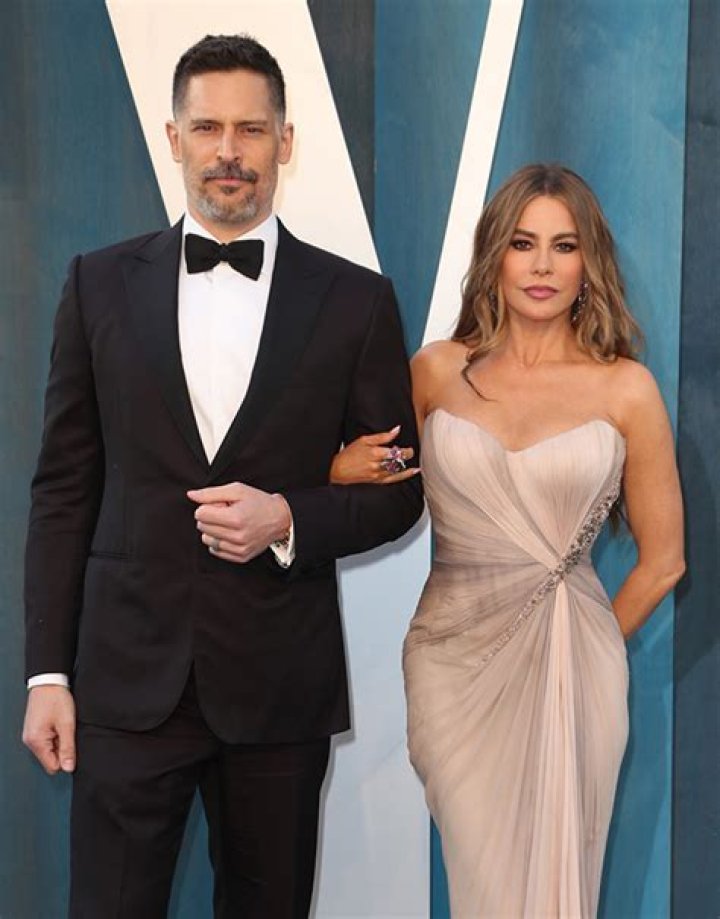 Sofia Vergara Says She’s ‘Single’ On ‘AGT’ After Joe Manganiello Split – Hollywood Life