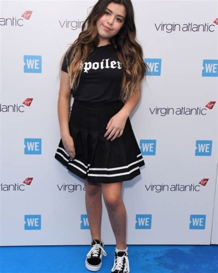 Sophia Grace’s Cousin Rosie Reacts To Her Pregnancy With Photo – Hollywood Life