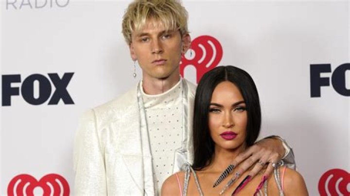 Sophie Reacts To Megan Fox & MGK Split Rumors – Hollywood Life