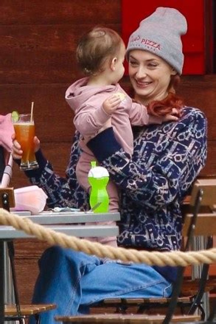 Sophie Turner Requests to ‘Reactivate’ Joe Jonas Divorce As Child Custody Settlement Stalls