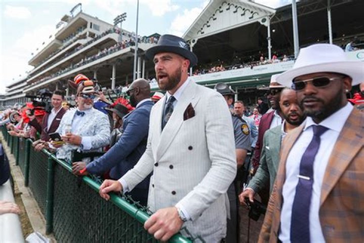 Stars At The Kentucky Derby 2019 — PHOTOS