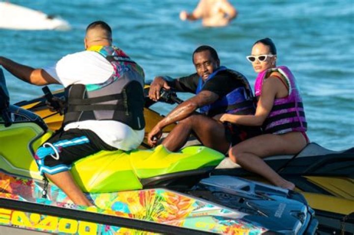 Stars On Jet Skis: Pics – Hollywood Life