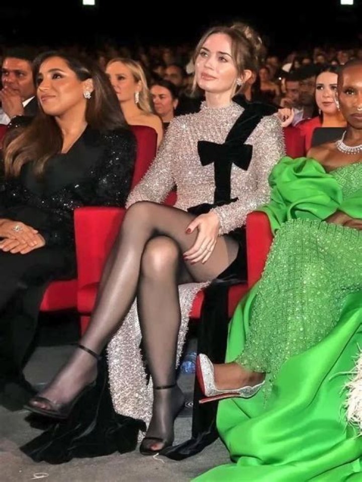 Stars Wearing Fishnet Stockings — PICS – Hollywood Life