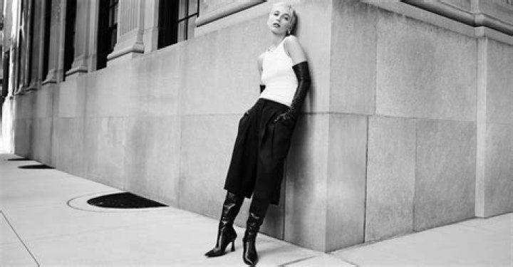 Stuart Weitzman Campaign Photo – Hollywood Life