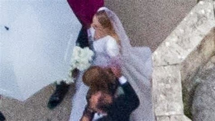 Stuns In White While Marrying Joe Jonas – Hollywood Life