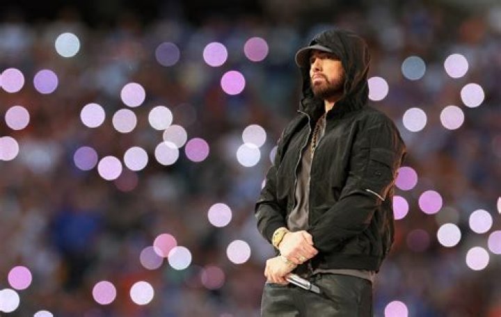 Super Bowl Halftime Show 2022: Eminem Raps ‘Lose Yourself’ & More Highlights