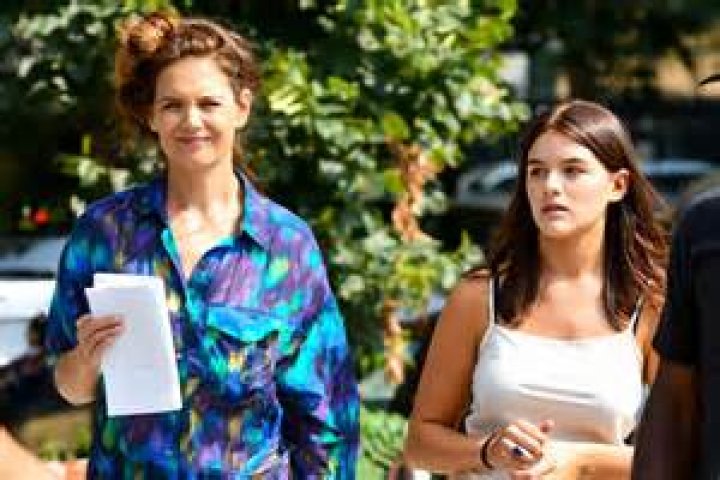 Suri Cruise, 13, Carries ‘The Handmaid’s Tale’ Book While Out With Mom Katie Holmes In NYC