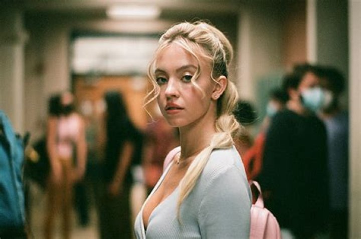 Sydney Sweeney Can’t Take A Break From Acting & Her Salary Is Why – Hollywood Life