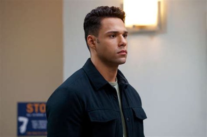 T.K. Lives & Moves In With Carlos — Interview – Hollywood Life
