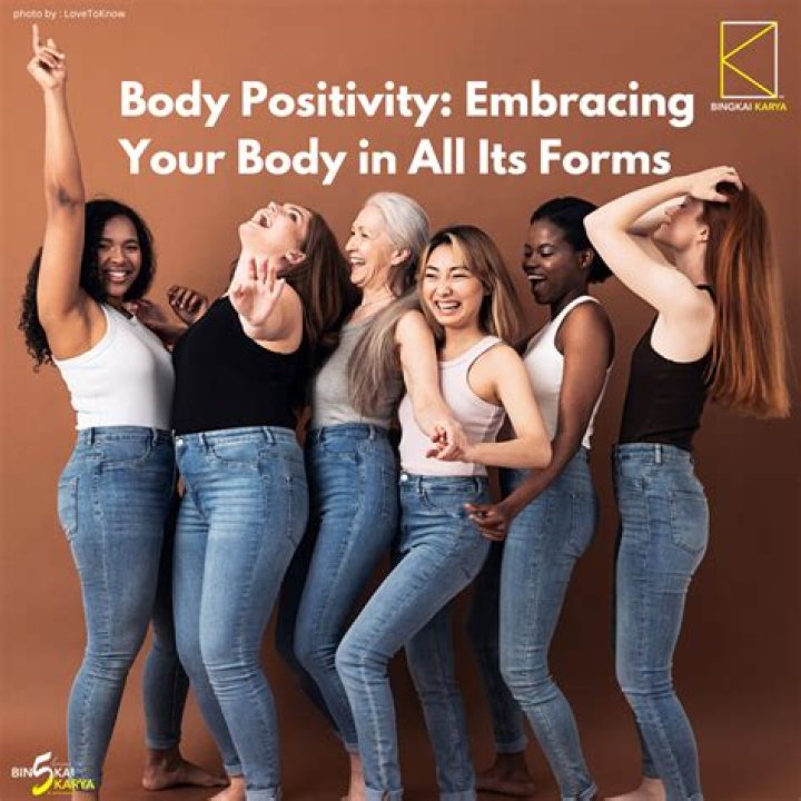 Tabria Majors Calls Out Emily Ratajkowski for Writing Book on ‘Body Positivity’ While Seemingly Mocking Plus Sizes