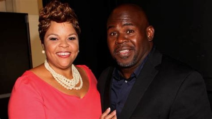 Tamela Mann’s Weight Loss Has Husband David Mann Trying To Cop ‘A ‘Feel’ – Hollywood Life