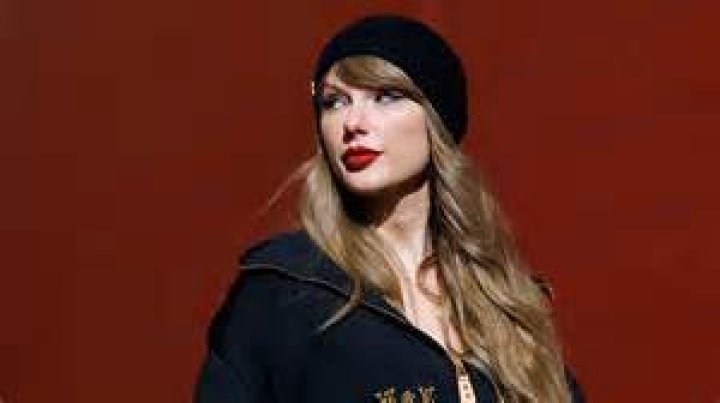 Taylor Swift Joins TikTok & Recreates Iconic ‘Red’ Look For First Video — Watch
