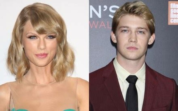 Taylor Swift’s King Of My Heart For Tom Hiddleston & Not Joe Alwyn? – Hollywood Life