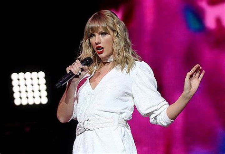 Taylor Swift Says She Wrote Rihanna Song Under Pseudonym Nils Sjoberg – Hollywood Life